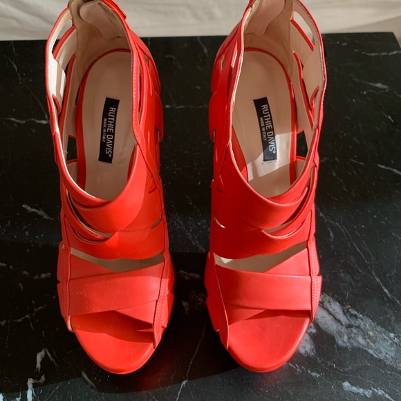 Ruthie Davis red platform Halle caged heels - Picture 3 of 4